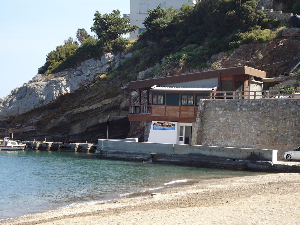 Hotel George Agios Kirykos  Luaran gambar