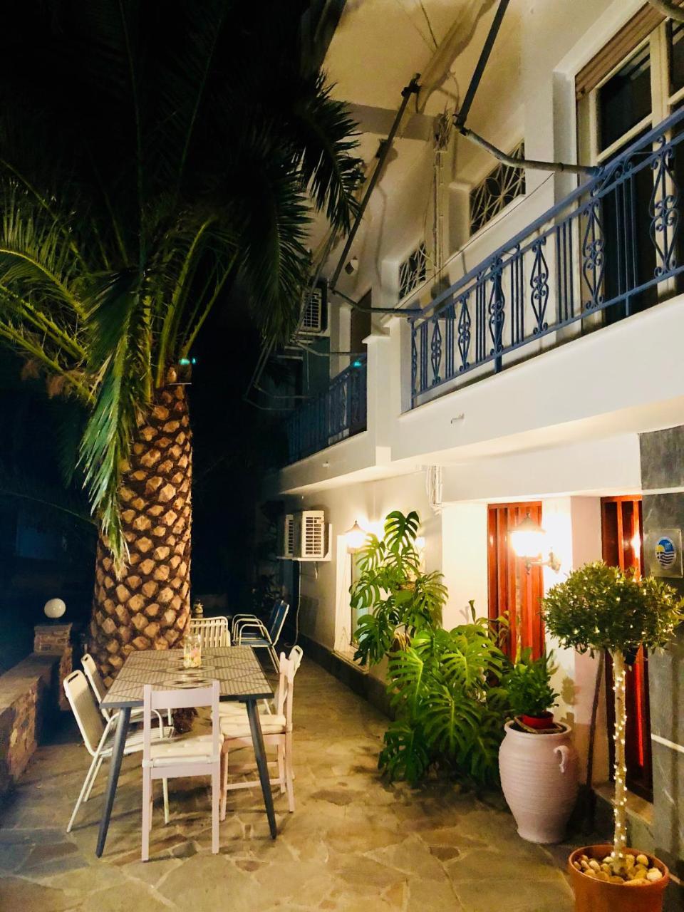 Hotel George Agios Kirykos  Luaran gambar